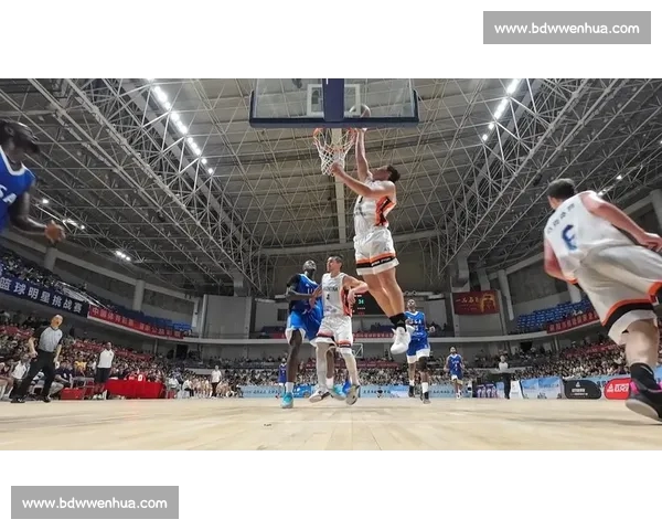 高清篮球直播全程跟踪精彩赛事即时更新让你不错过每一场精彩对决 - 副本 - 副本 - 副本 (4) - 副本